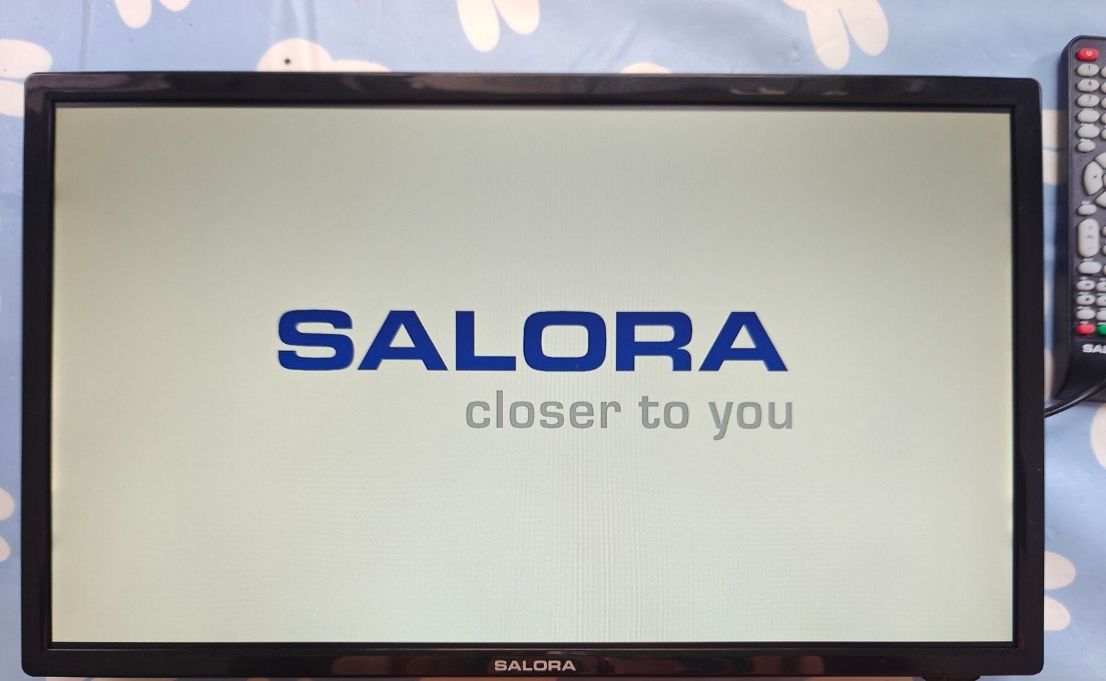 Salora 22 inch Full HD LED TV, Audio, Tv en Foto, Televisies, Ophalen of Verzenden