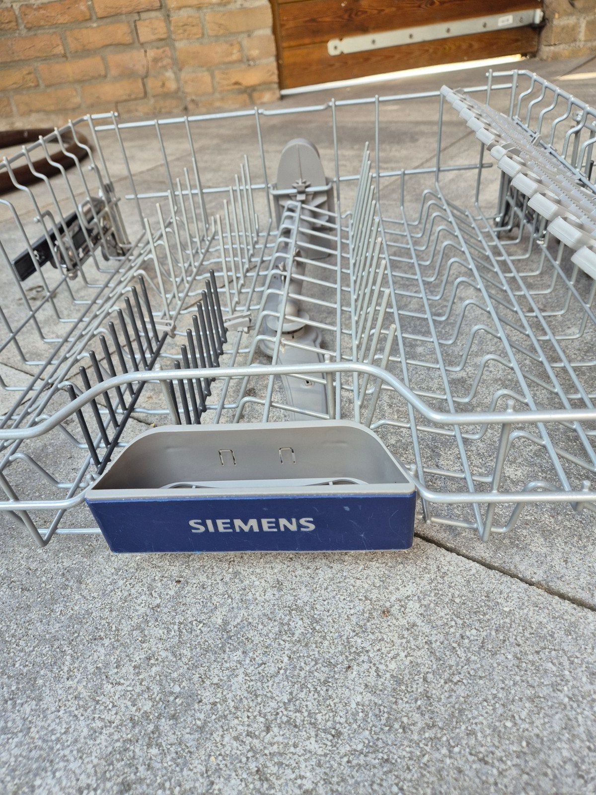 GRATIS Siemens vaatwasser rekken - boven en onder, Ophalen, Gebruikt