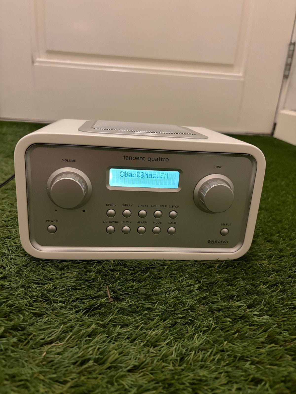 Tangent Quattro Radio, Ophalen of Verzenden, Zo goed als nieuw