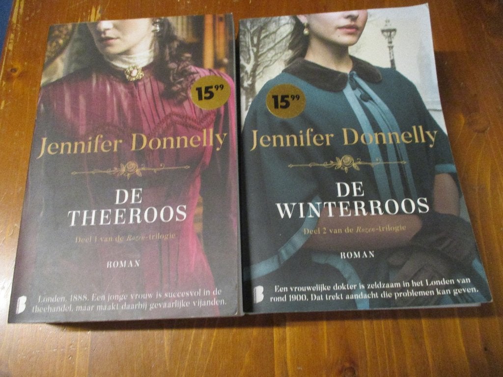 De Theeroos & De Winterroos - Jennifer Donnelly (2 boeken), Gelezen, Ophalen of Verzenden, Nederland, Jennifer Donnelly