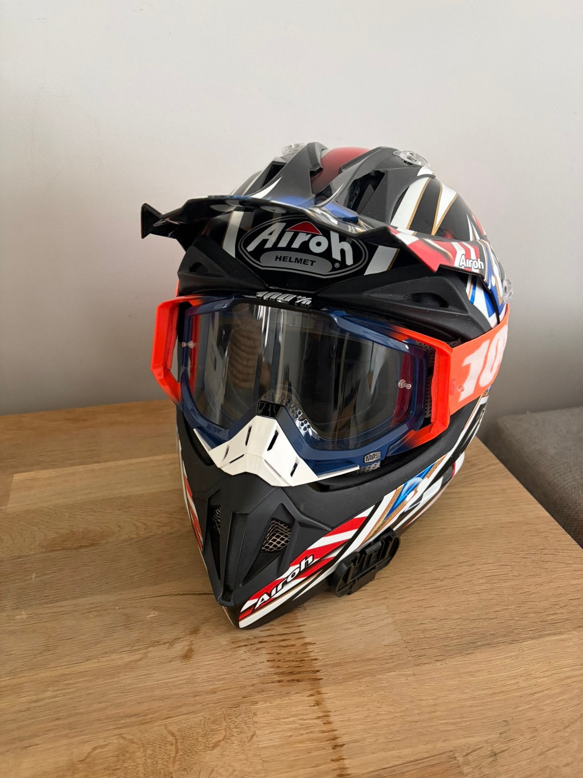 Airoh  cross helm en bril maat M, Motoren, Overige merken, M, Ophalen of Verzenden, Tweedehands