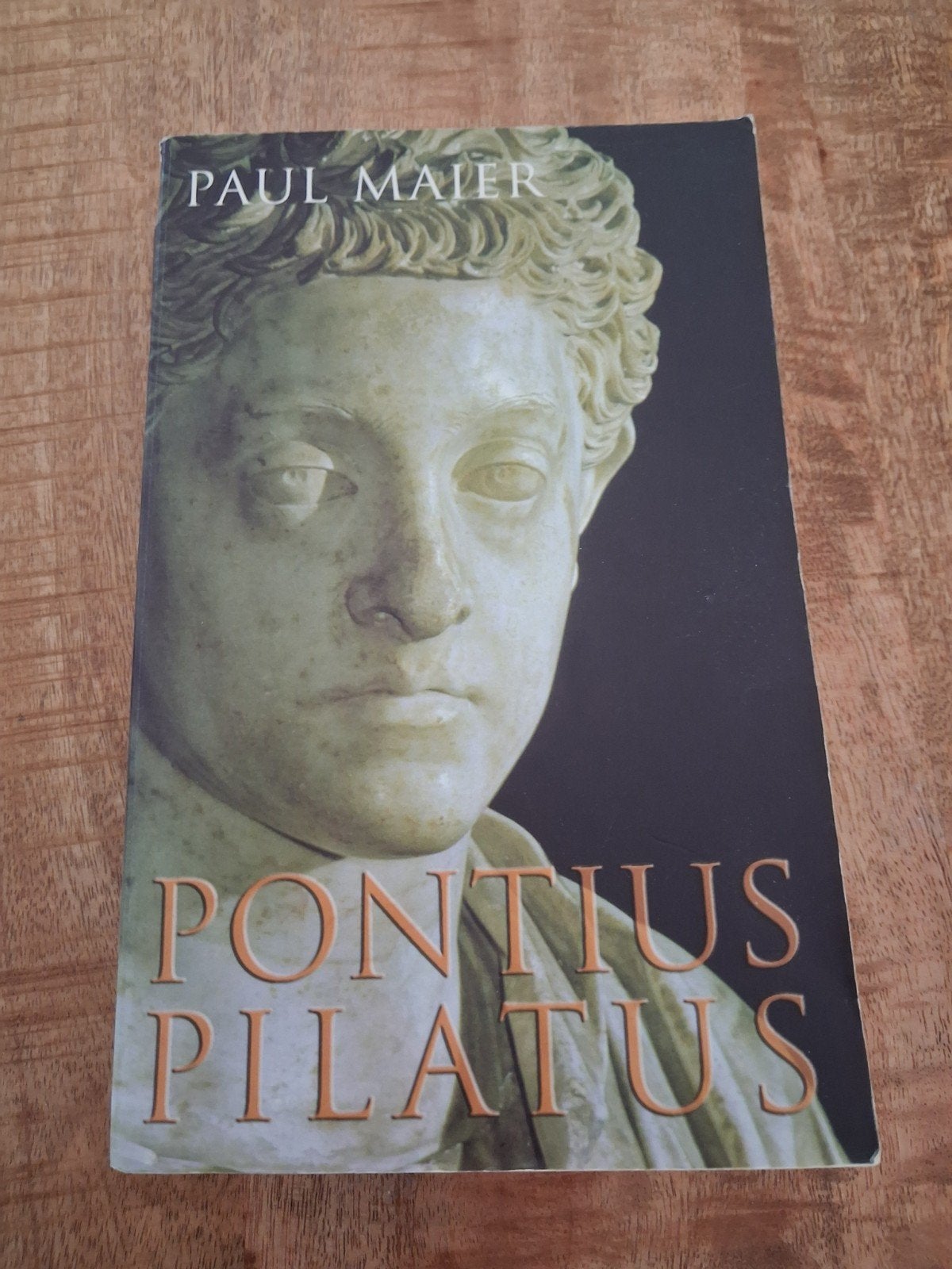 Pontius Pilatus - Paul Maier (Historische Roman), Ophalen of Verzenden, Gelezen, Paul Maier, Europa overig