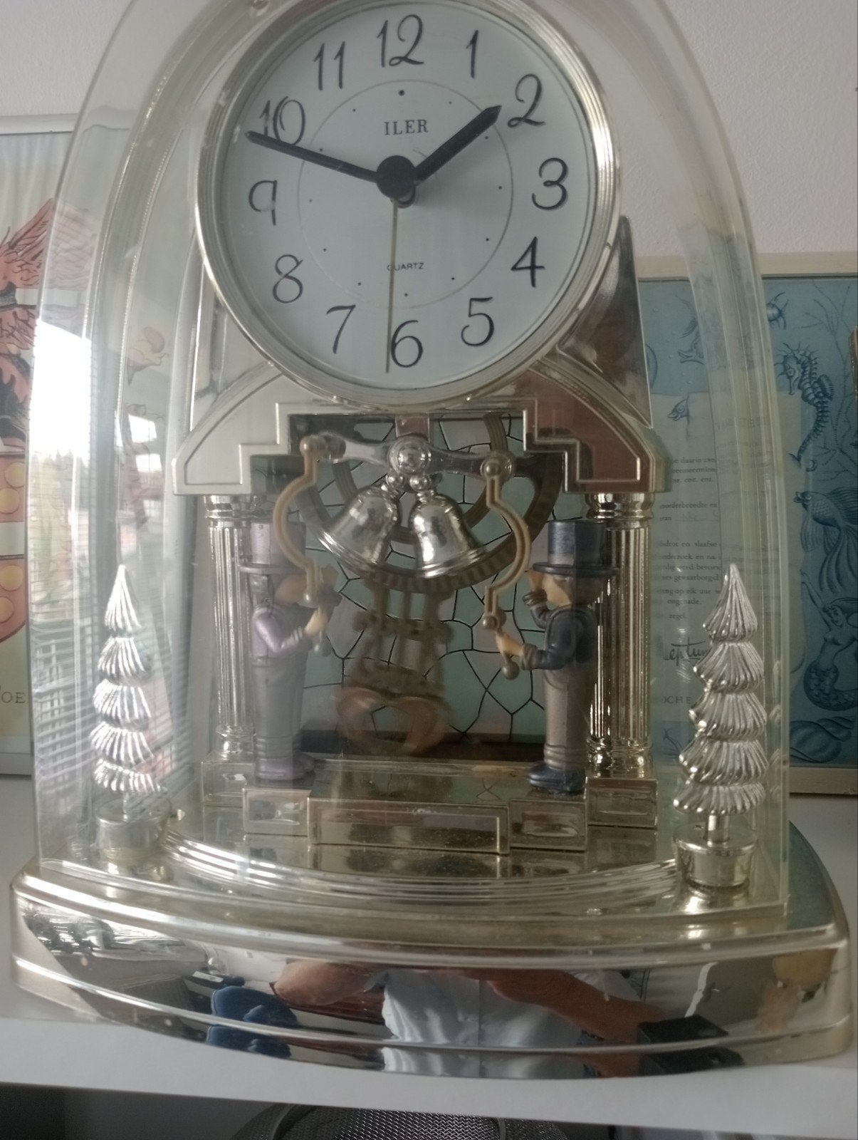Unieke Iler Quartz Klok met Bewegende Figuren, Antiek en Kunst, Ophalen