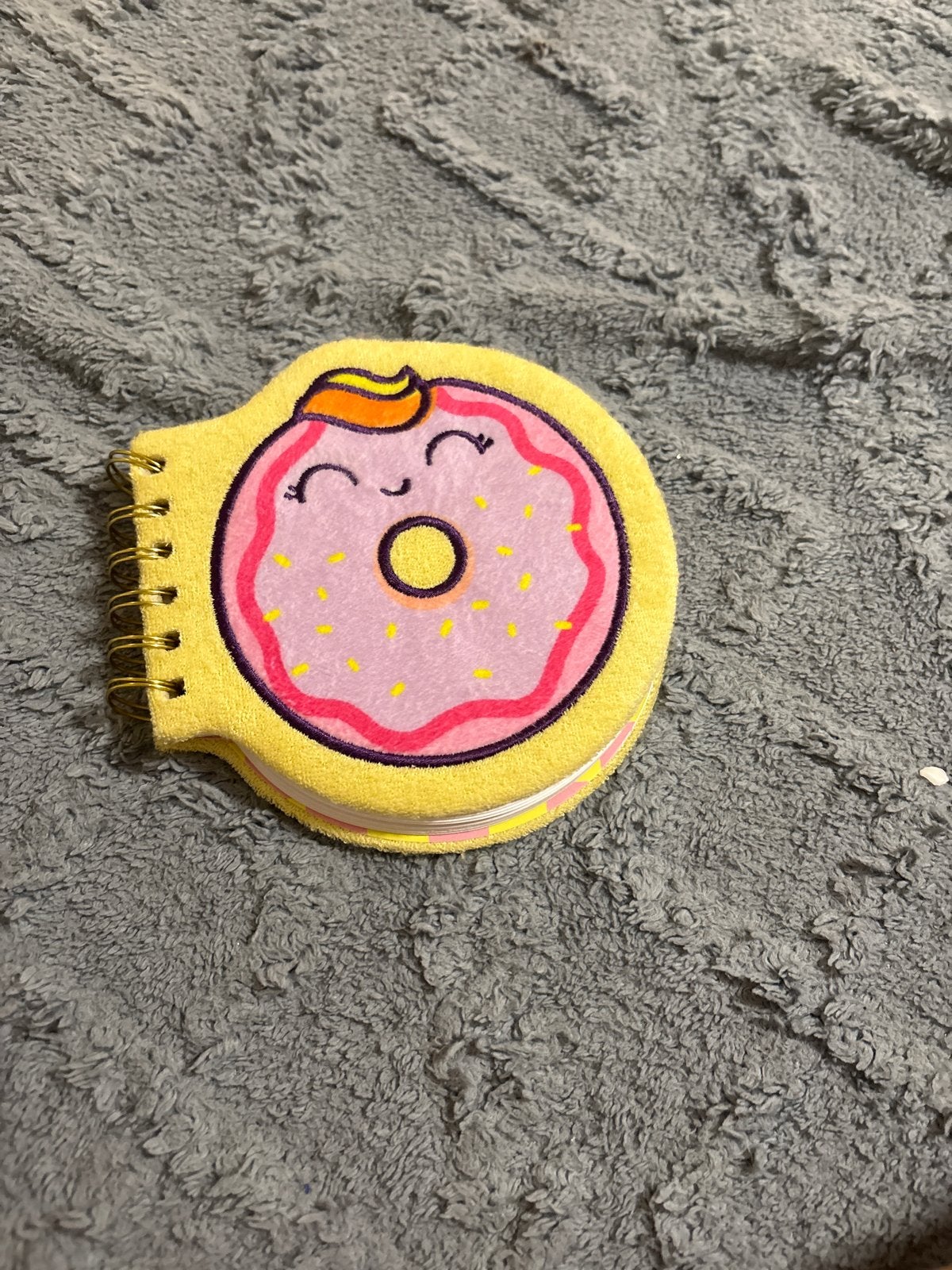 Donut boekje, Ophalen of Verzenden, Nieuw