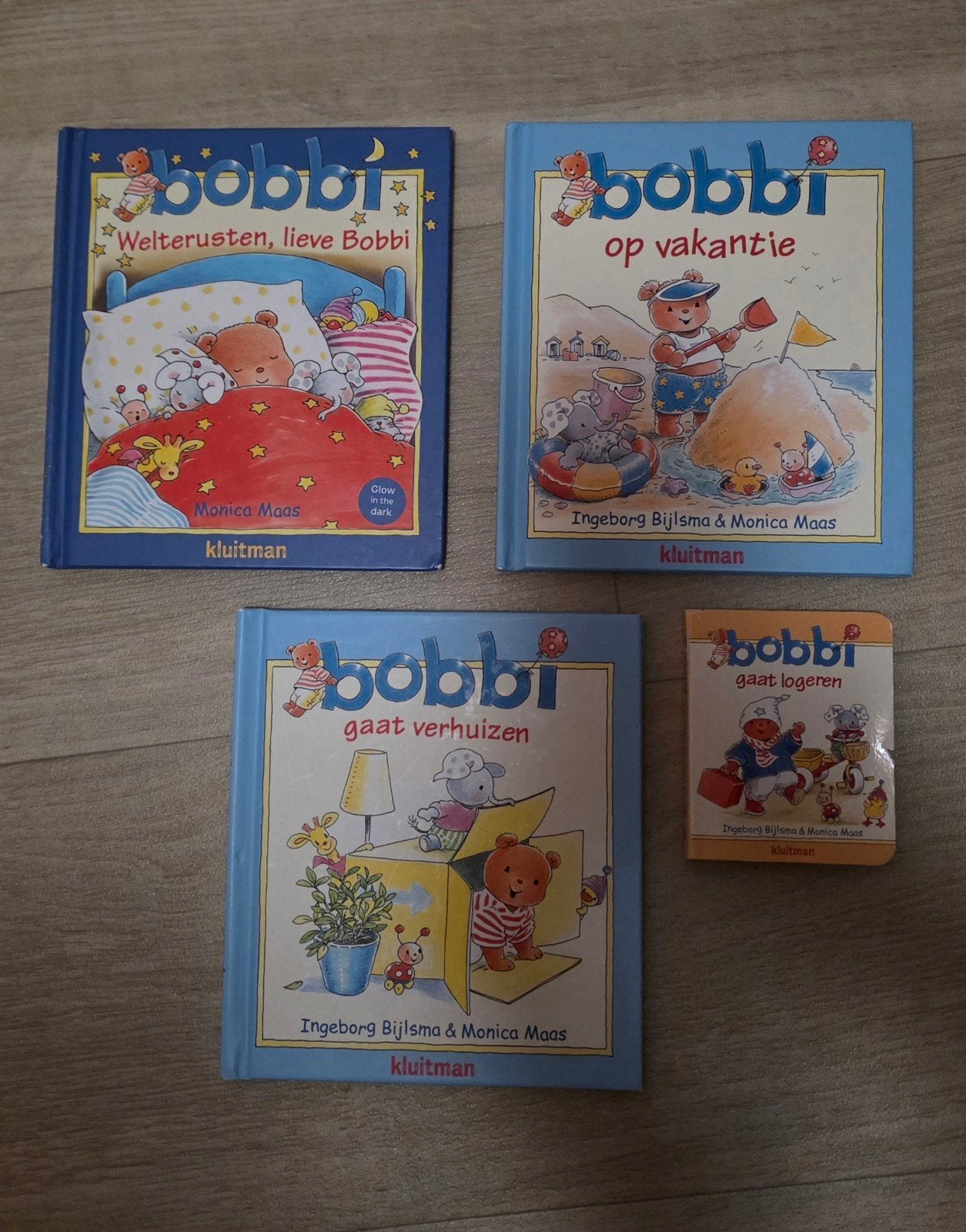 Bobbi Boeken Set: Welterusten, Vakantie, Verhuizen, Logeren, Ophalen of Verzenden, Zo goed als nieuw, 2 tot 3 jaar