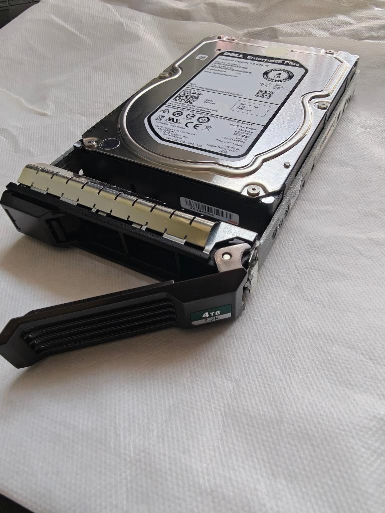 Dell Enterprise Plus 4TB SAS HDD, Computers en Software, Harde schijven, Intern, Gebruikt, SAS, Server