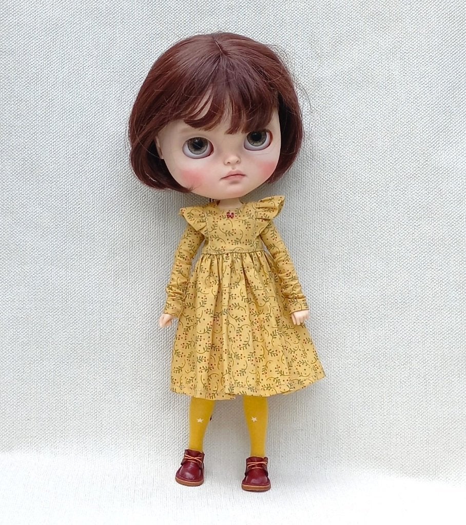 Blythe set - katoenen jurk en kousen, Verzamelen, Poppen, Verzenden, Nieuw, Kleertjes