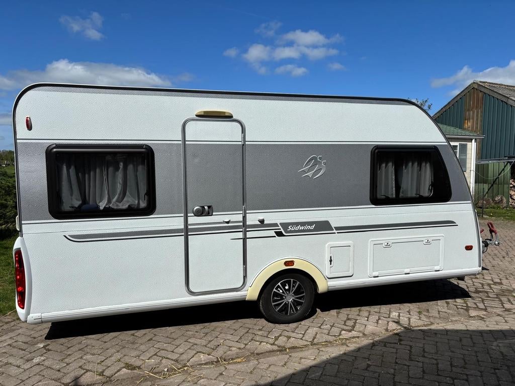 Knaus sudwind 450 QU Bj2010 Dwarsbed, Ophalen