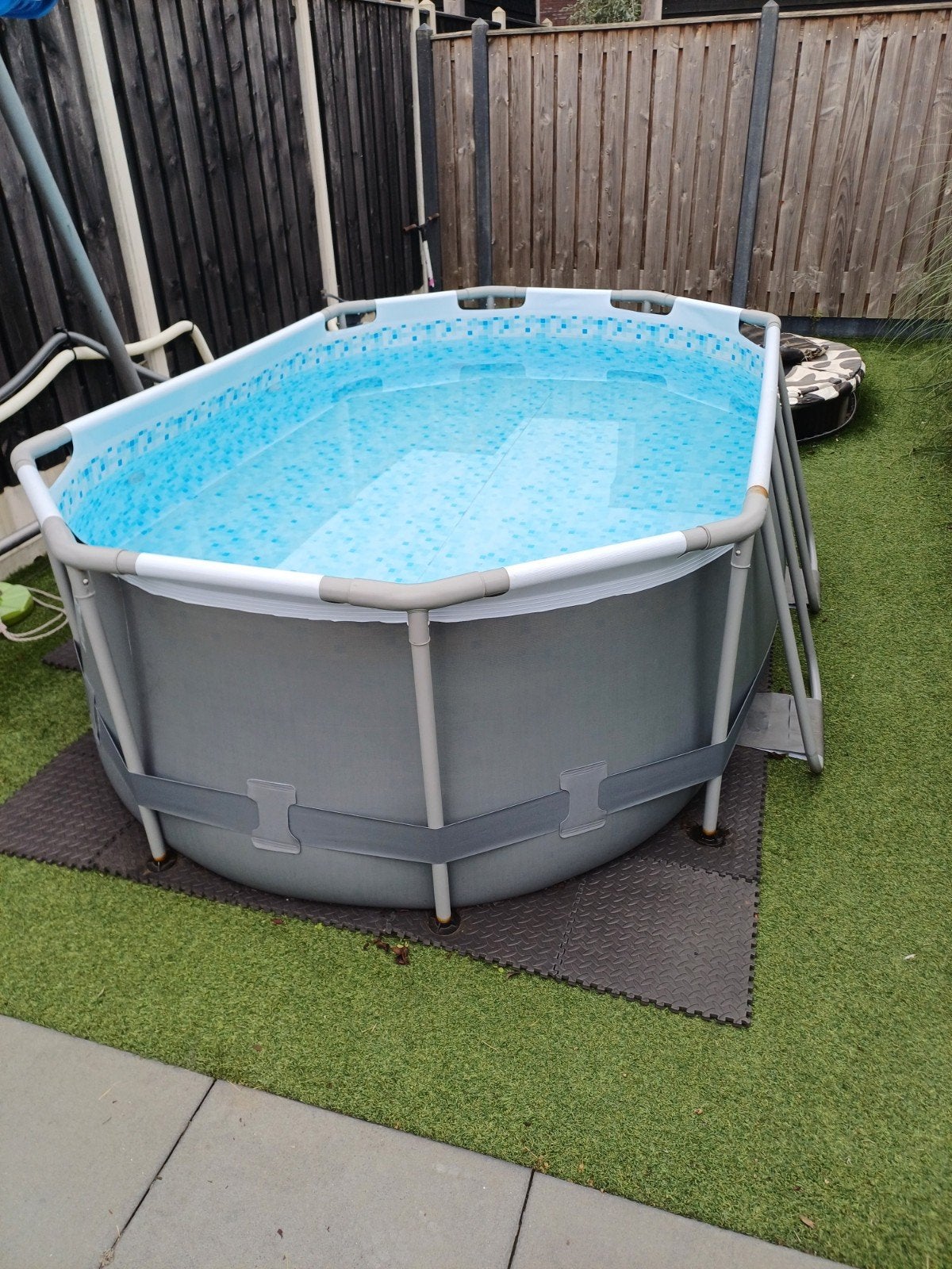 Bestway Power Steel Zwembad met Zandfilter  Zoutwatersysteem, Ophalen of Verzenden, Gebruikt