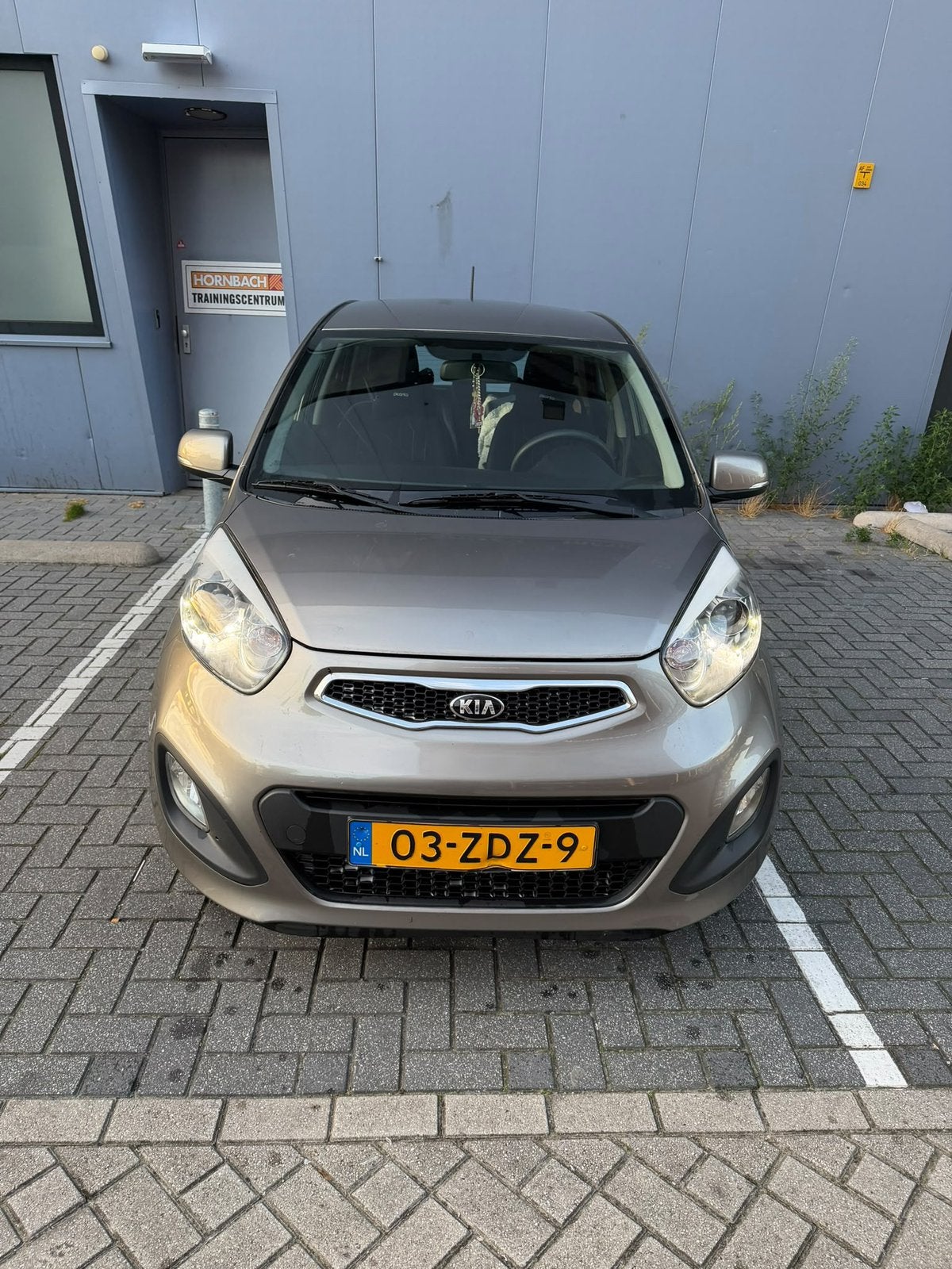 Kia Picanto 1.2 Cvvt 5-DRS AUT 2012 Grijs, Auto's, 4 cilinders, 850 kg, Origineel Nederlands, 400 kg