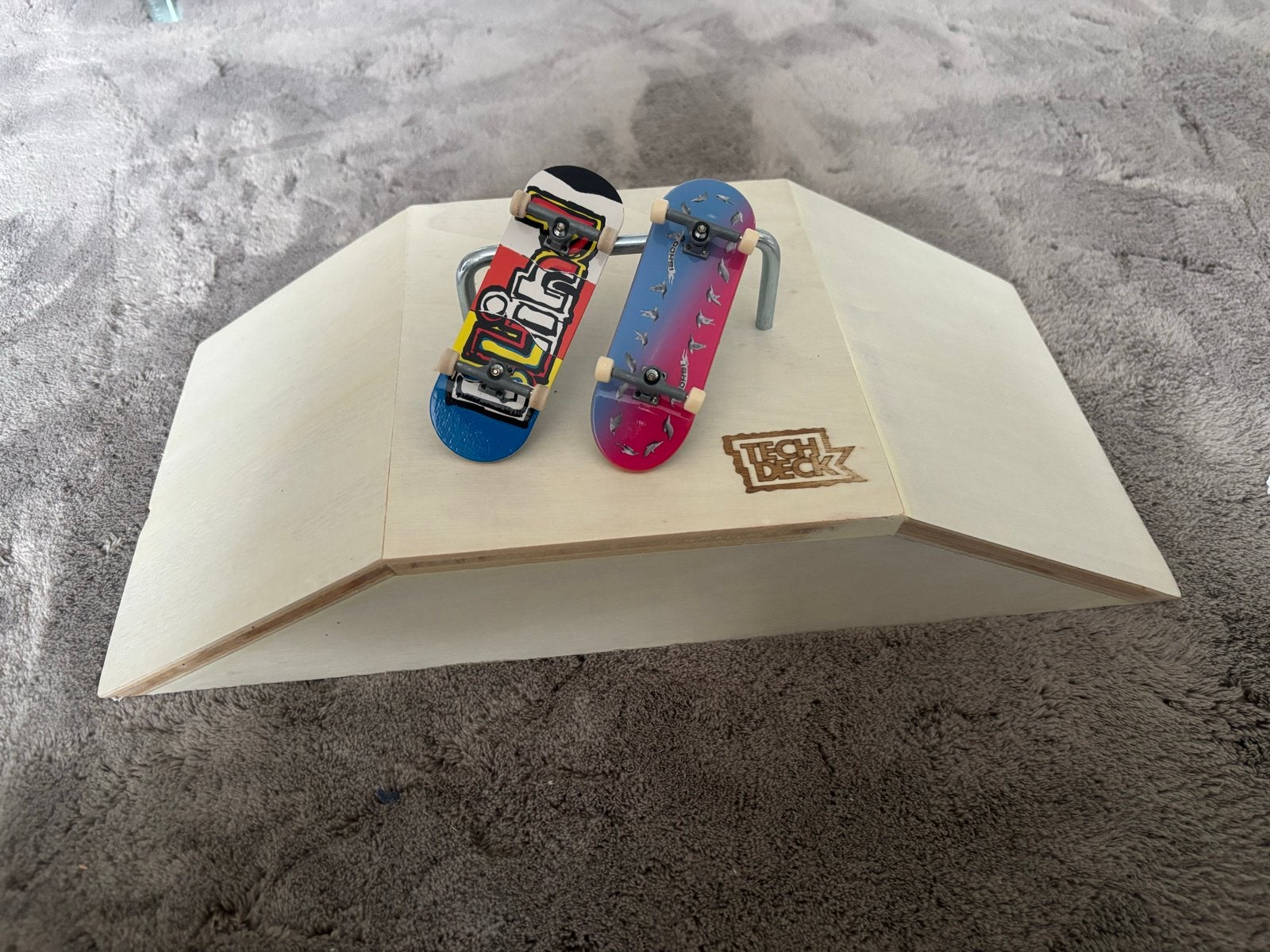 Tech Deck Fingerboard Set met Ramp en 2 Skateboards, Ophalen of Verzenden, Gebruikt, Jongen of Meisje