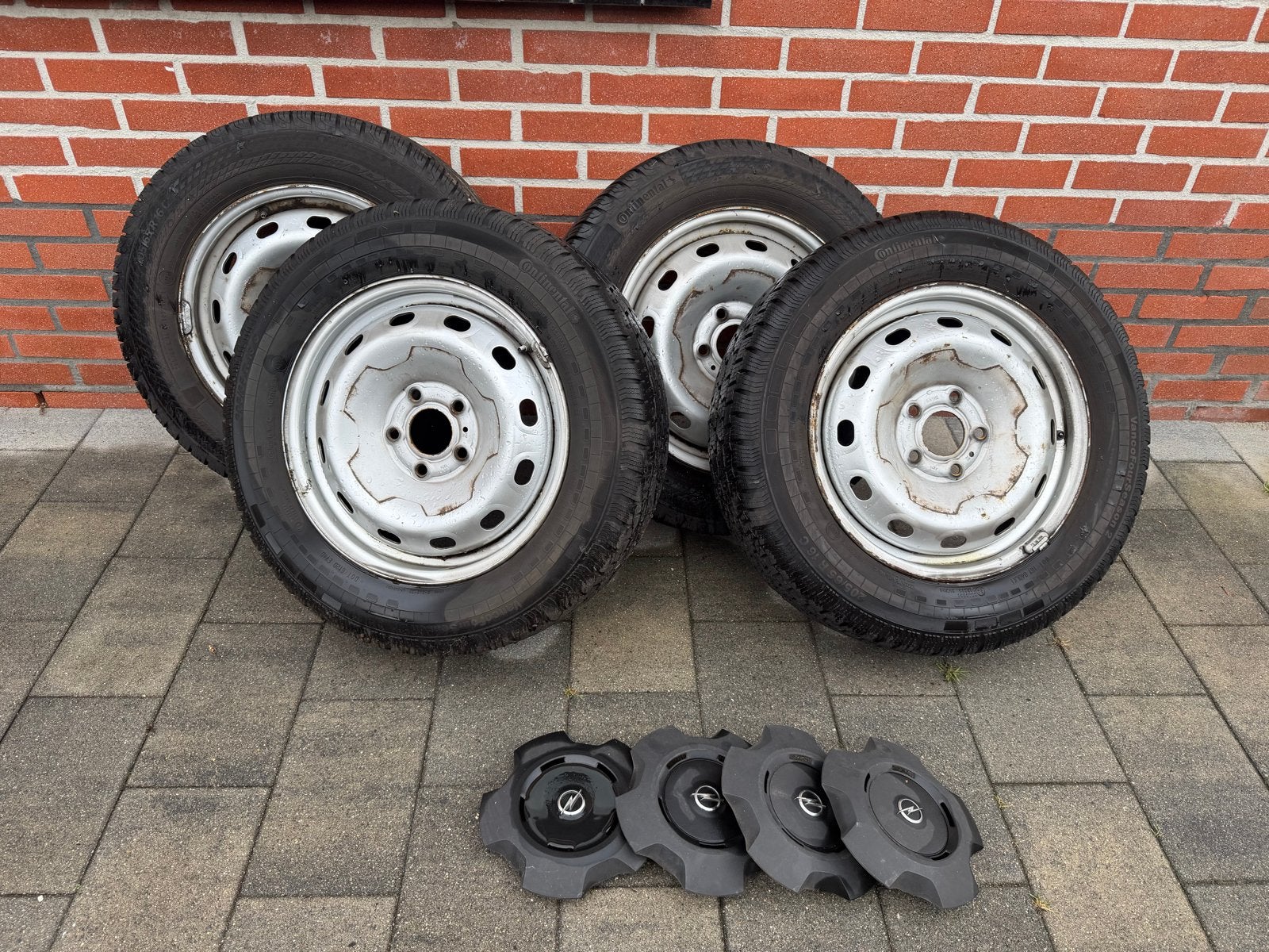 Continental all season banden op stalen velgen 205/65 R16C, 16 inch, Banden en Velgen, Bestelwagen, Gebruikt