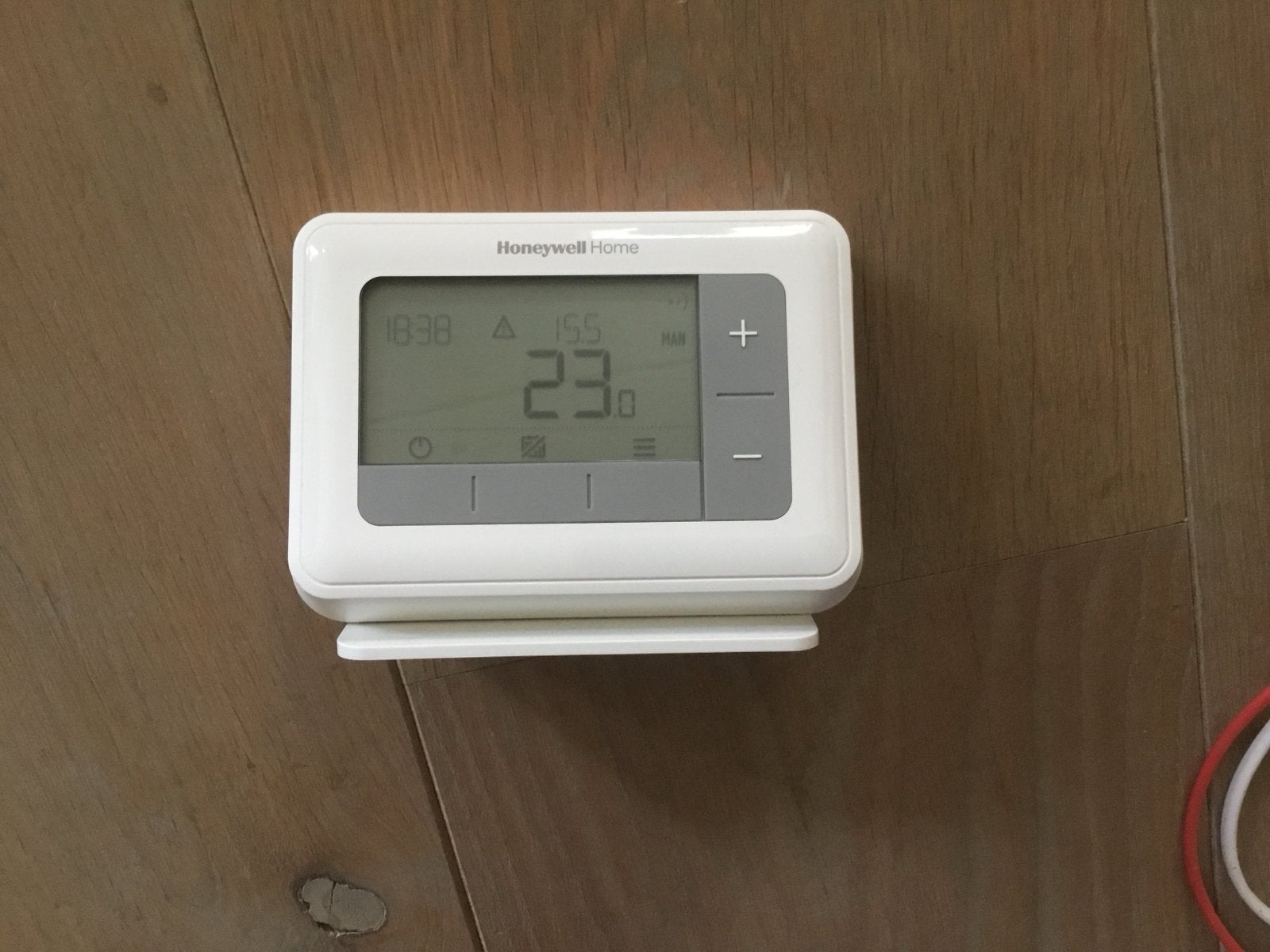 Honeywell Home Slimme Thermostaat met Gateway, Ophalen of Verzenden, Slimme thermostaat, Gebruikt