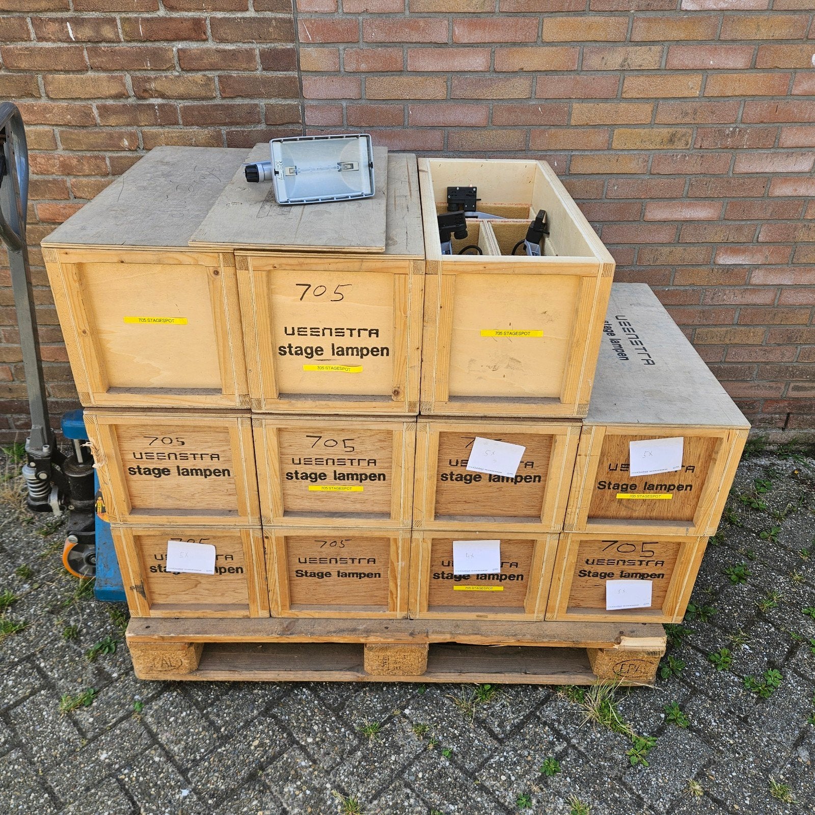 Grote partij van 50 stuks professionele Luxna Lighting HQI r, Ophalen, Gebruikt, Grijs