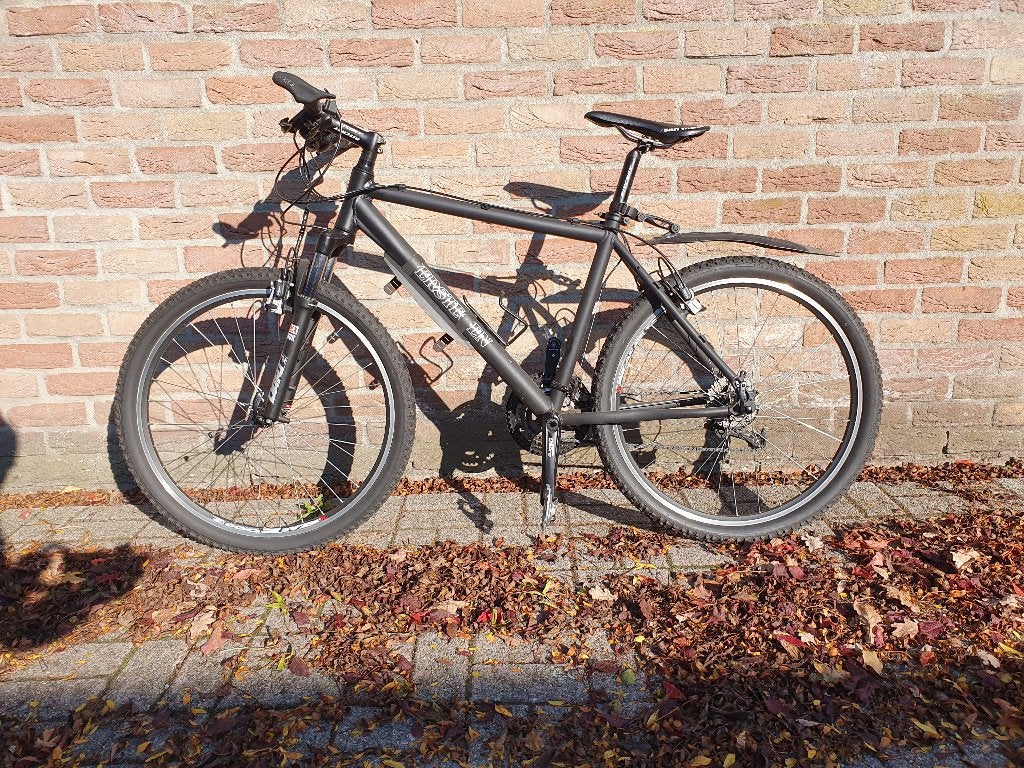 Mountainbike Sensa Catena zwart, Gebruikt, Velgrem, 49 tot 53 cm, Meer dan 20 versnellingen