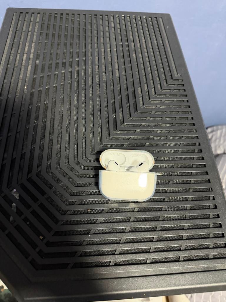 AirPods Pro 2 met AppleCare+ tot 2027, Audio, Tv en Foto, Koptelefoons, Ophalen of Verzenden, Zo goed als nieuw, Overige merken