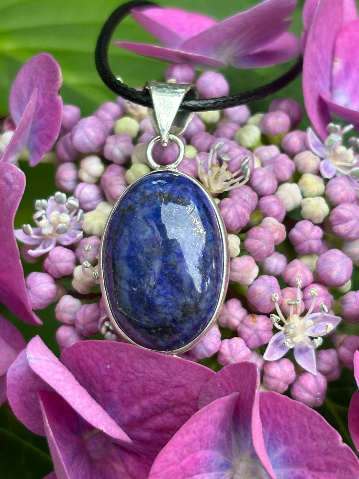 Lapis Lazuli Edelsteenketting met Lederen Koord, Nieuw, Ophalen of Verzenden, Steen of Mineraal, Schimmelstraat 5
