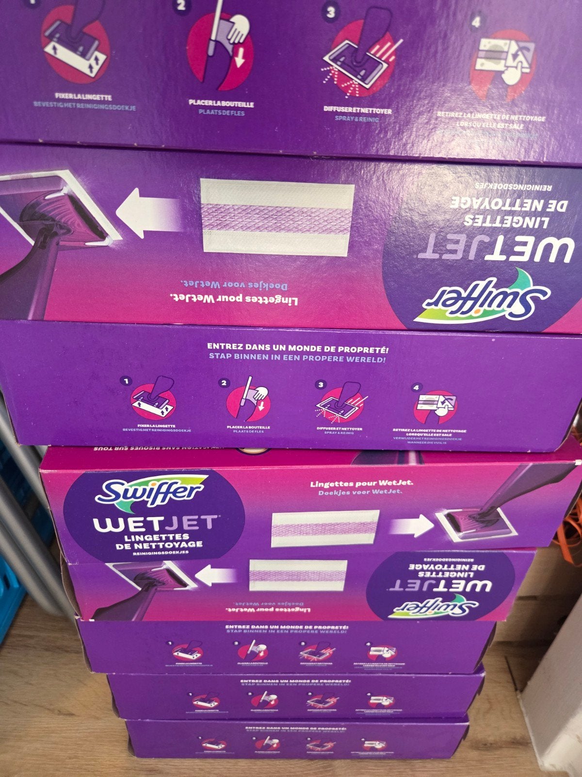 Swiffer WetJet Reinigingsdoekjes, Ophalen, Schoonmaakmiddel