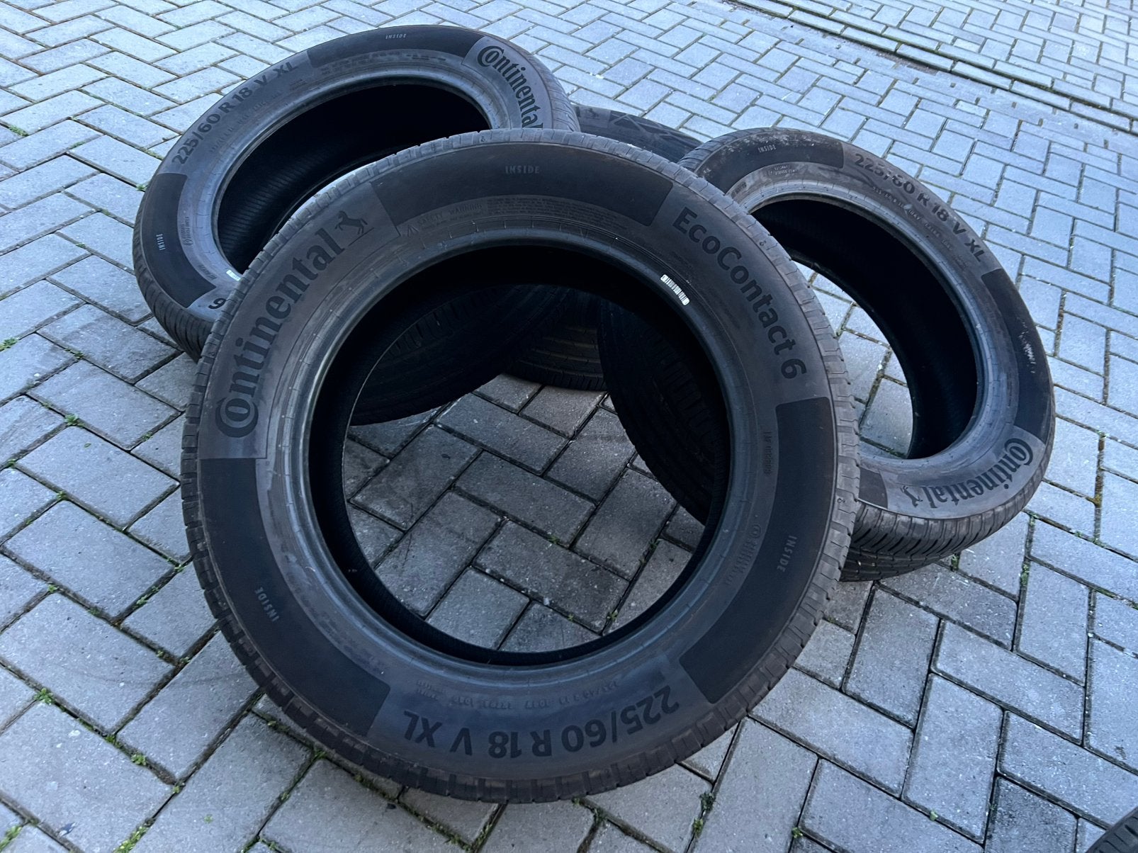 Zomerbanden continental 225/60R18 6mm 7 stuks €100, Ophalen of Verzenden