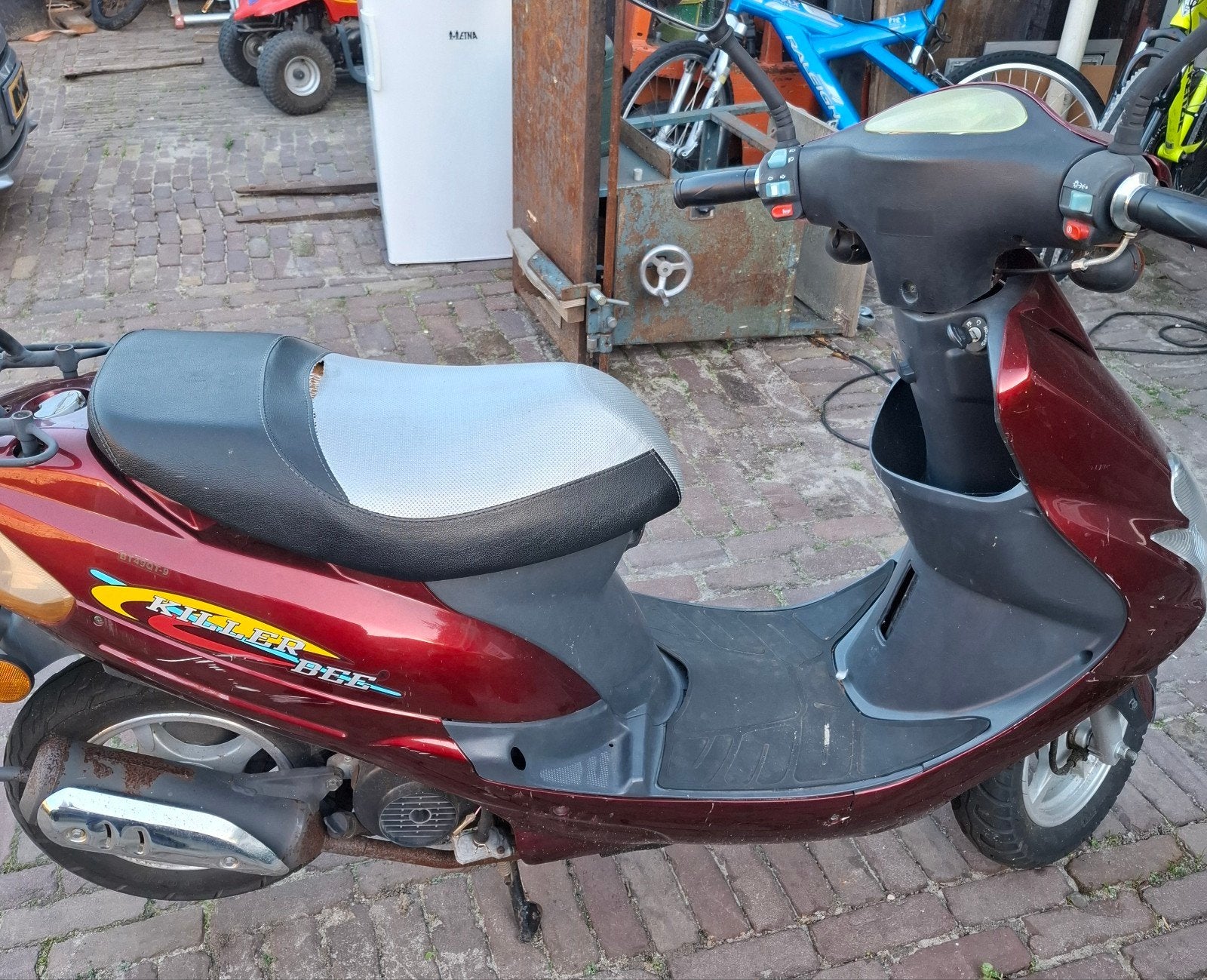 Baotian Killerbee Scooter - Rood, Gebruikt, Fietsen en Brommers, Ophalen of Verzenden, Gebruikt, Overige typen, Kymco