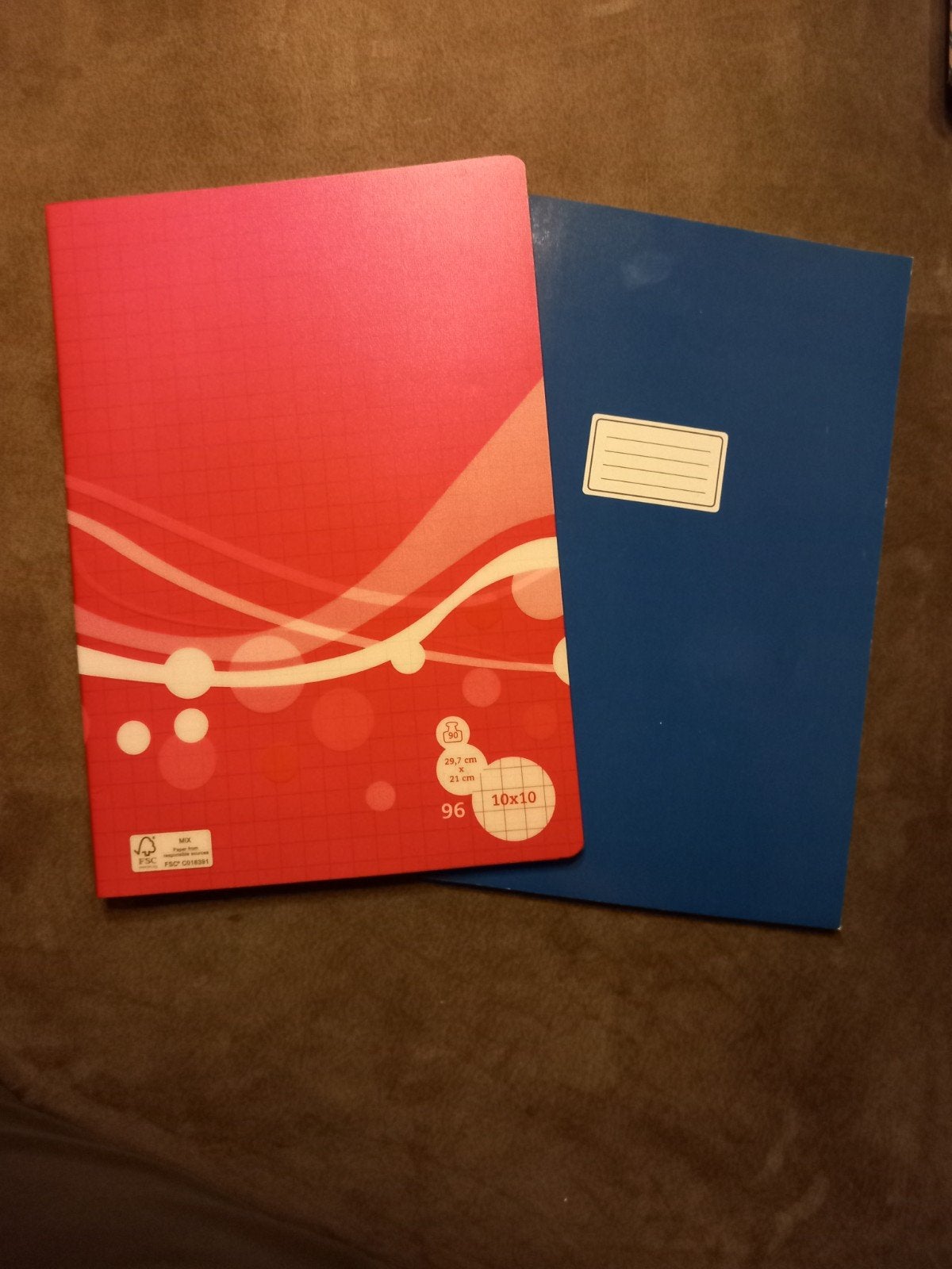 gratis 2 A4 schriften. Ruit en lijntjes, Ophalen of Verzenden, Nieuw