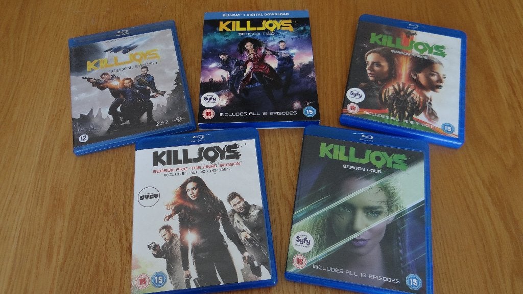 Killjoys seizoen 1, 2, 3, 4 en/of 5. Nieuw Geseald., Engels, Nederlands, Ophalen of Verzenden, Blu-ray