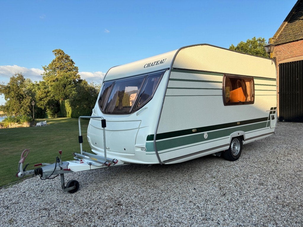 Foto 4 van Chateau CALISTA 430 AMF/MOVER/VOORTENT