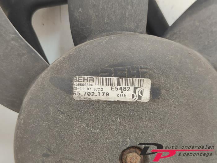 Koelvin van een Opel Corsa, Gebruikt, -, -, Opel