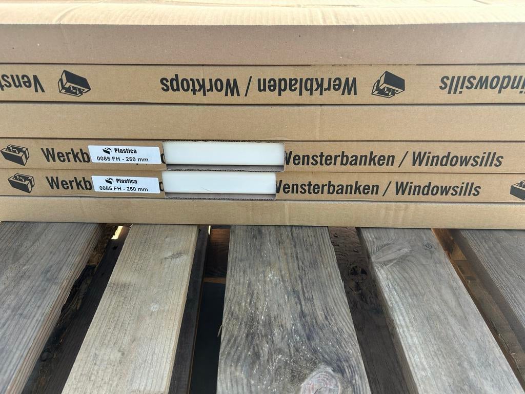 Overzet vensterbanken 4100x250mm, 9 stuks per stuk €60, Ophalen, Nieuw, Overige typen