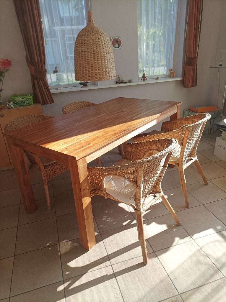 Mooie houten  eettafel, Ophalen, Past overal bij., Gebruikt, 50 tot 100 cm