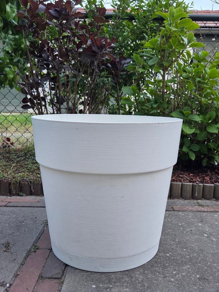 Witte bloem/plantenpot diameter 38 x 34,4H, Ophalen of Verzenden, Rond