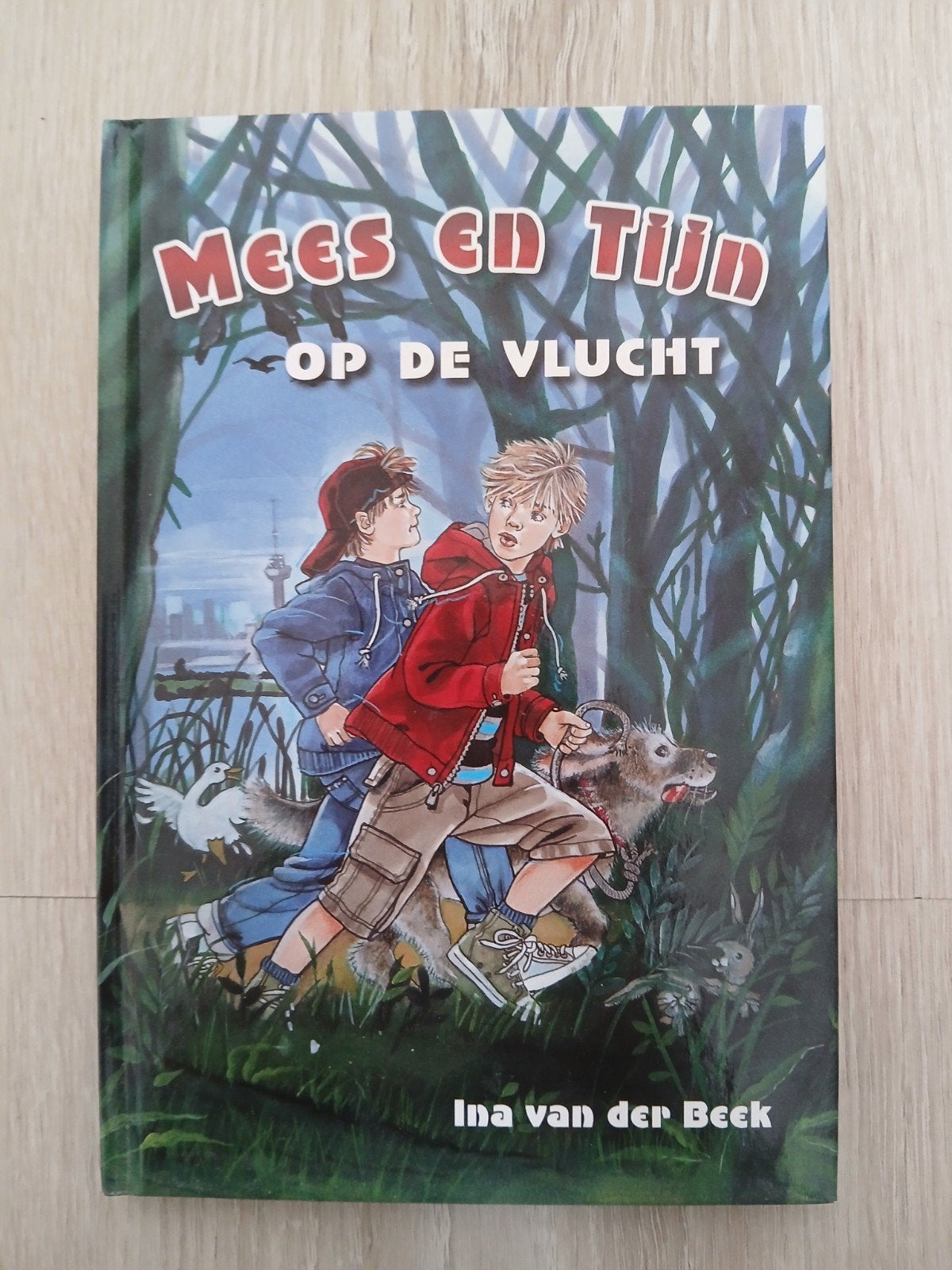 Ina van der Beek - Mees en Tijn op de vlucht, Boeken, Ophalen, Non-fictie, Zo goed als nieuw, Ina van der Beek