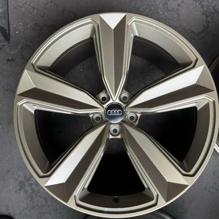 Originele 20 inch Audi RS Bronze velgen A5 S5 RS5, Audi, Gebruikt, Velg(en), Germany