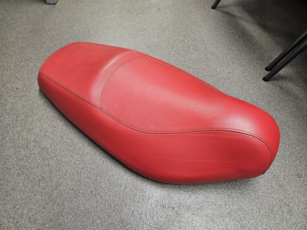 Zadel Buddyseat Giler Runner Sp pro Rood Nette staat, Niet ingevuld, Ophalen of Verzenden, Zo goed als nieuw, Zadel
