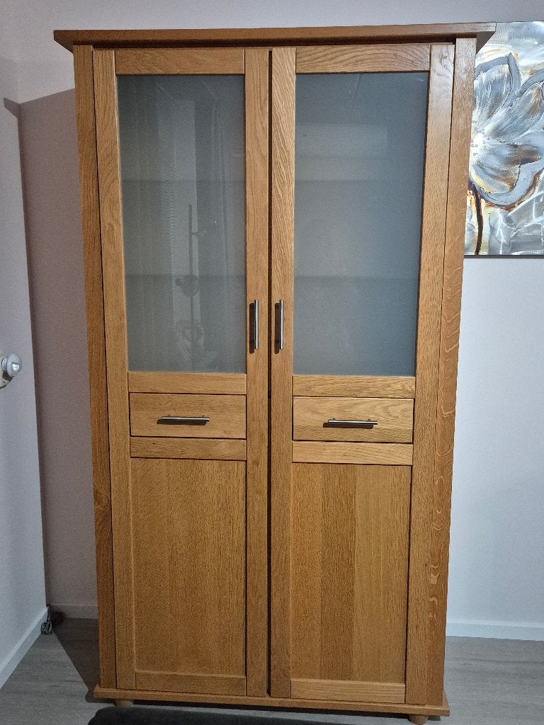 Mooie blank eiken kast met verlichting, Huis en Inrichting, Ophalen, Glas, Gebruikt, In dezelfde stijl als dressoir zie fotos