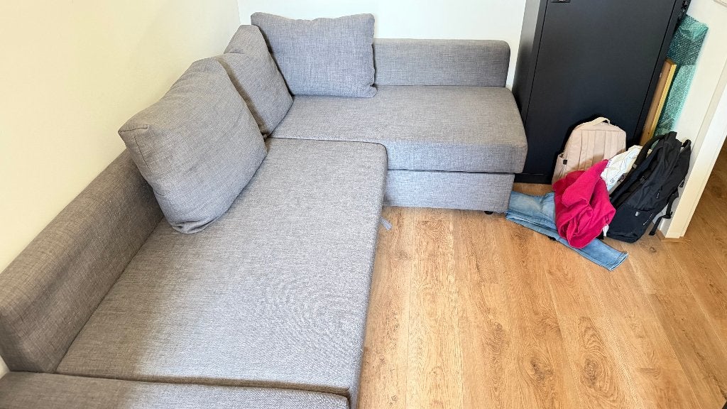 IKEA FRIHETEN slaapbank met opberger donkergrijs, Huis en Inrichting, Slaapkamer | Slaapbanken, Ophalen, Gebruikt, 210 cm, Tweepersoons