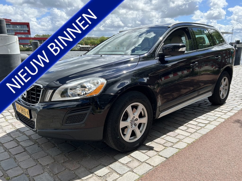Volvo XC60 2.0 T5 Kinetic navigatie leer airco/ecc, Auto's, Euro 5, Beige, 4 cilinders, 1598 kg