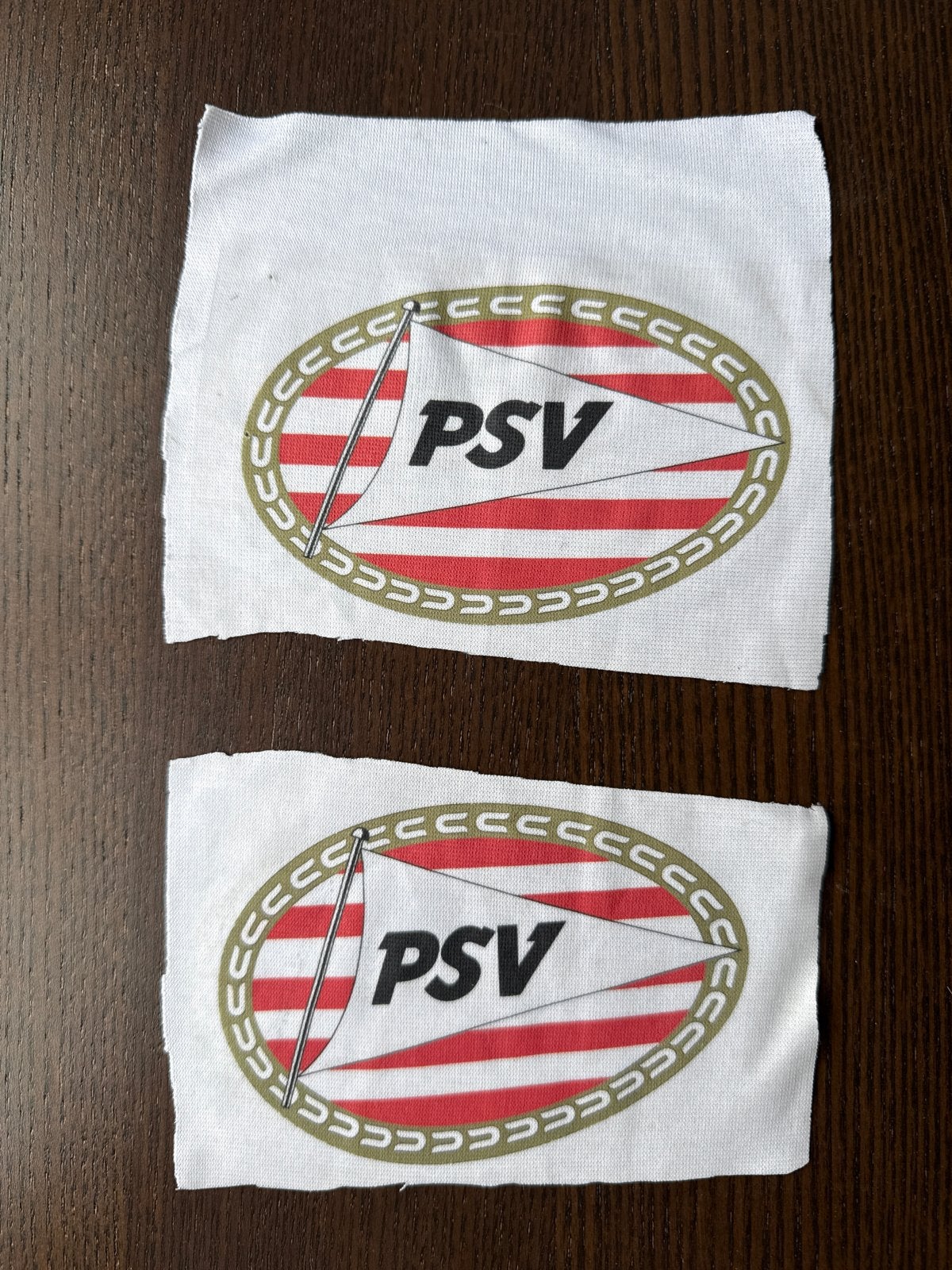 2x PSV Eindhoven embleem / patch, Ophalen of Verzenden, Nieuw, PSV, Overige typen