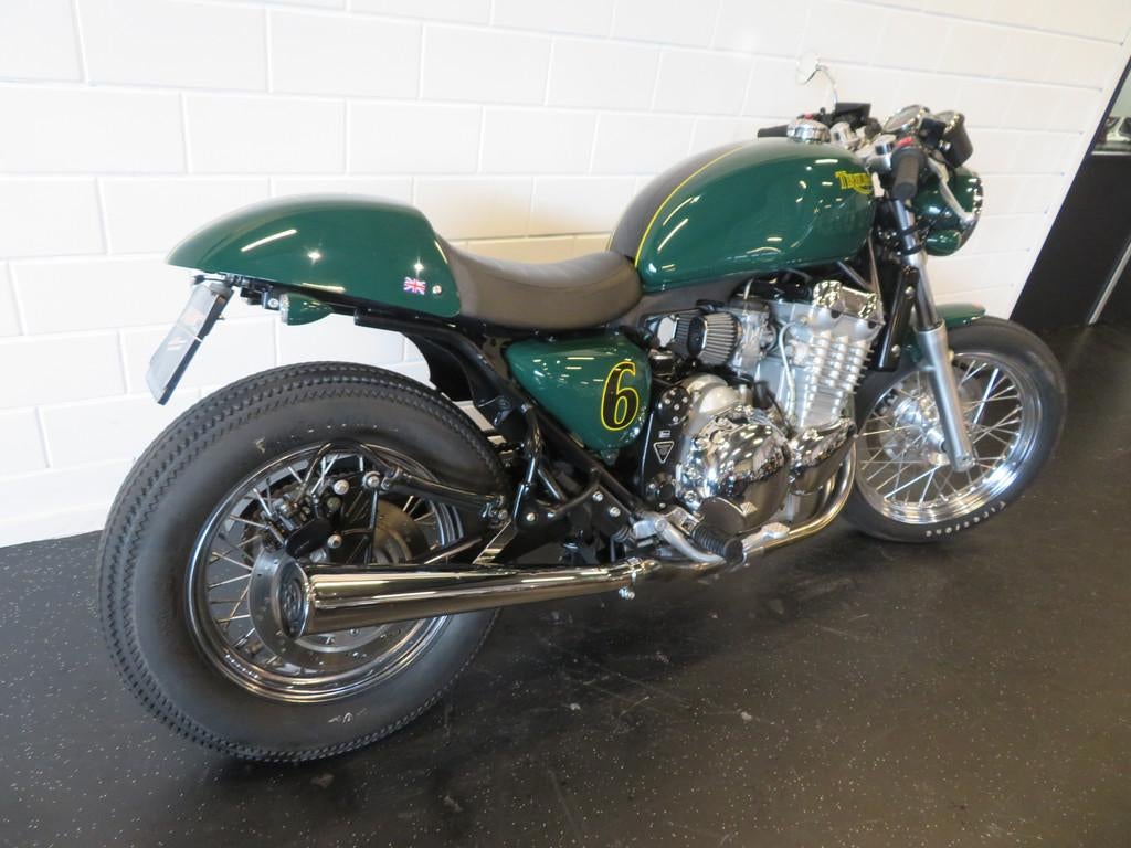 Triumph THUNDERBIRD 900 SPORT NIEUWSTAAT! (bj 2003), Bedrijf, Naked bike