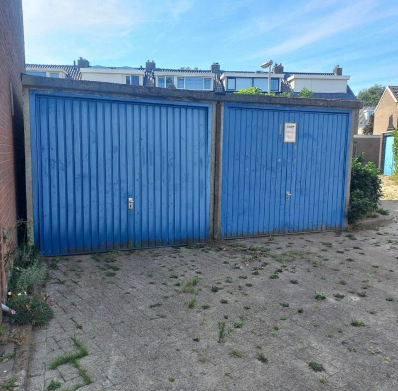 TE KOOP GARAGEBOX BERGSCHENHOEK