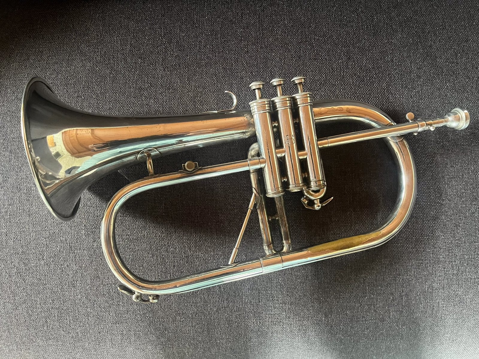 Bugel Courtois AC 157    Bb   Flügelhorn, Muziek en Instrumenten, Ophalen of Verzenden, Gebruikt, Overige typen, Met koffer