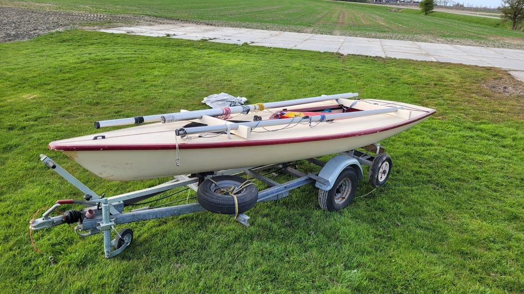 Laser zeilboot met strand- en wegtrailer, meerdere zeilen, Watersport en Boten, Overige merken, Gebruikt, Open zeilboot, Ophalen of Verzenden