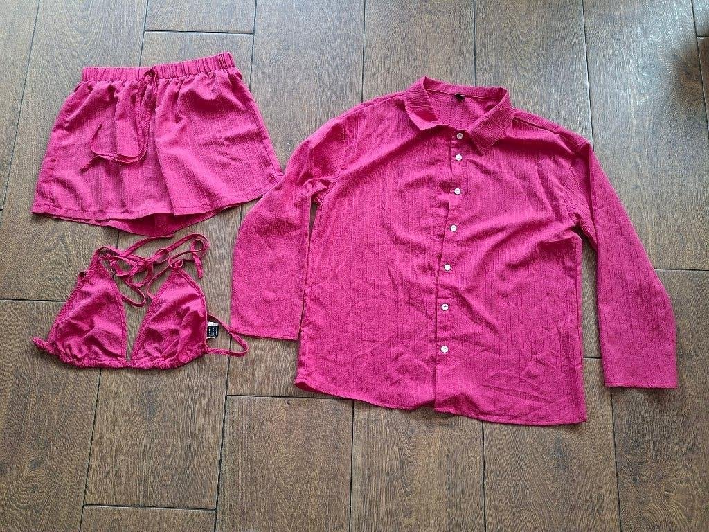 blouse, bikintop, short. Felroze. Mt M. Shein.Blouse lengte., Kleding | Dames, Blouses en Tunieken, Maat 38/40 (M), Ophalen of Verzenden