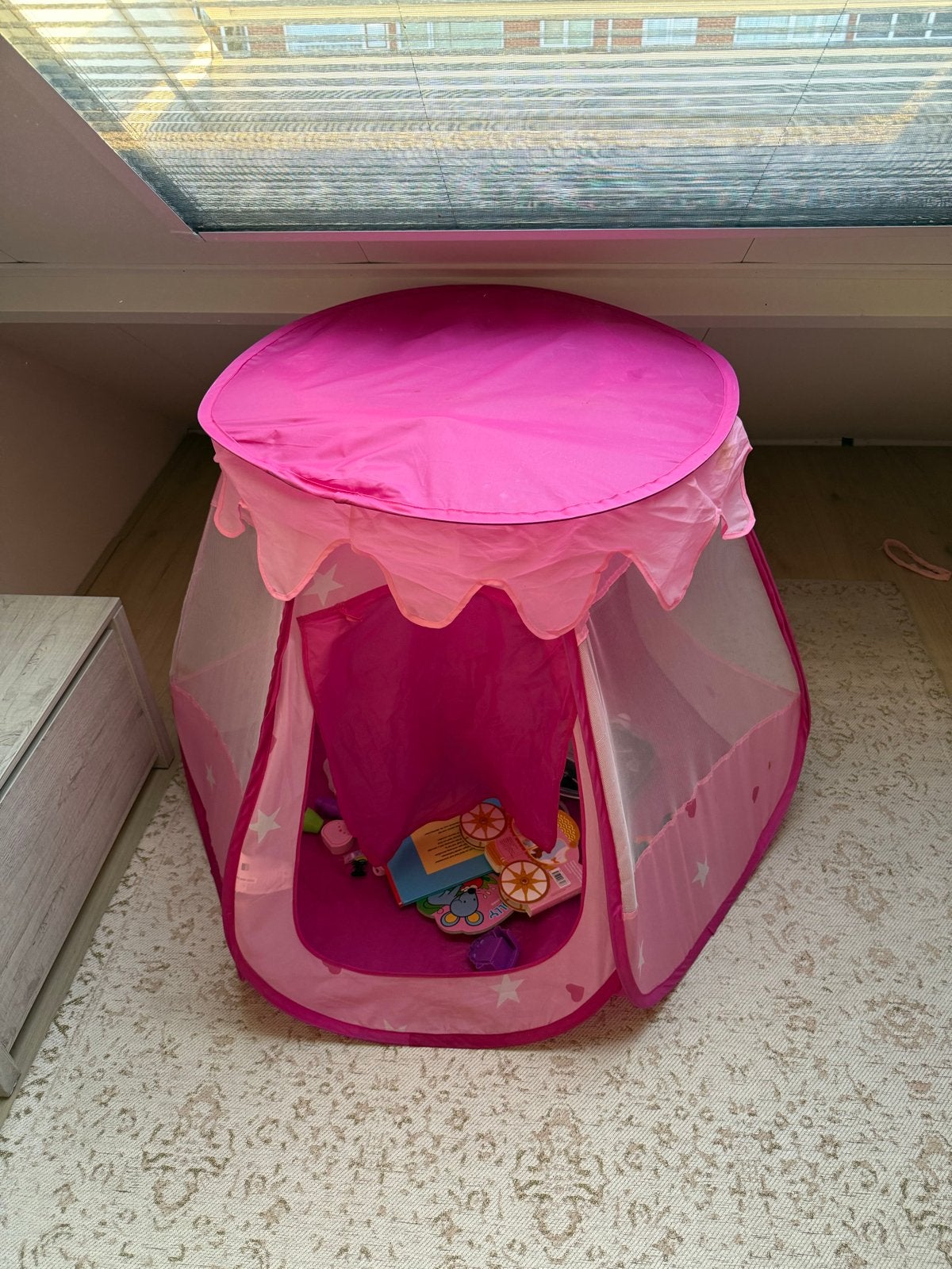 Roze speeltent voor kinderen, Ophalen, Gebruikt