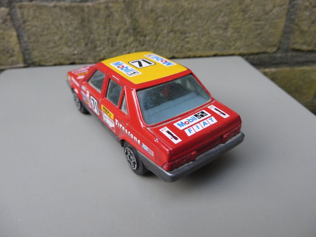Burago Fiat Regata rood ABARTH, Ophalen of Verzenden, Gebruikt, Auto, Overige merken