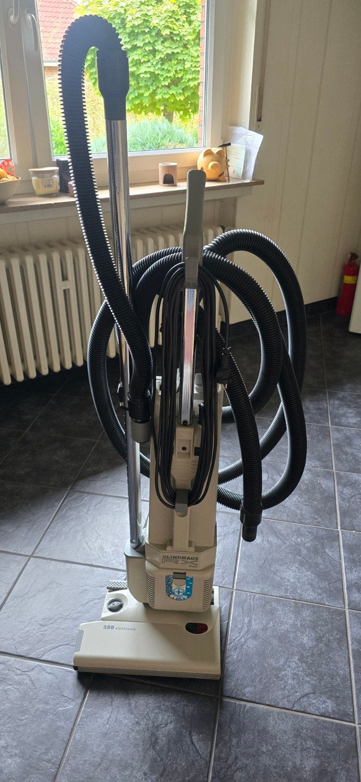 Lindhaus RX 380 Electronic HEPA stofzuiger 920W, Witgoed en Apparatuur, Ophalen