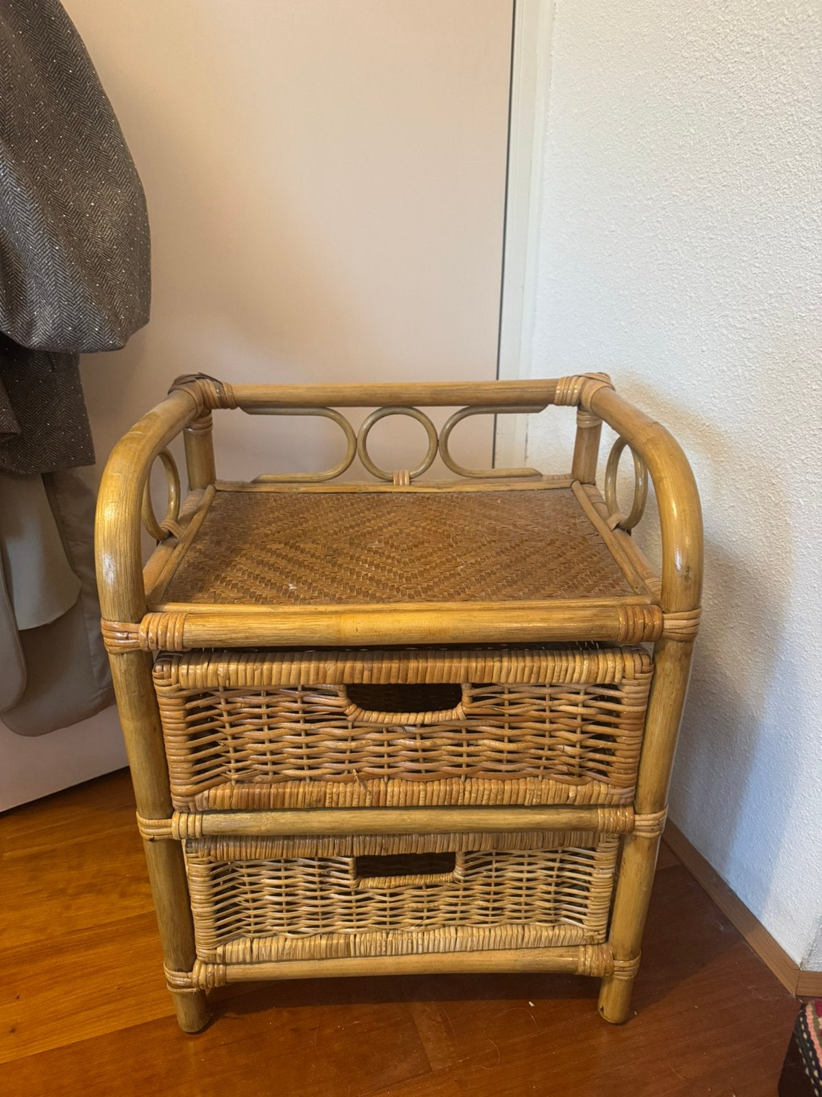 Nachtkastje bamboe vintage, Ophalen, 1 of 2 laden, 50 tot 100 cm, Zo goed als nieuw