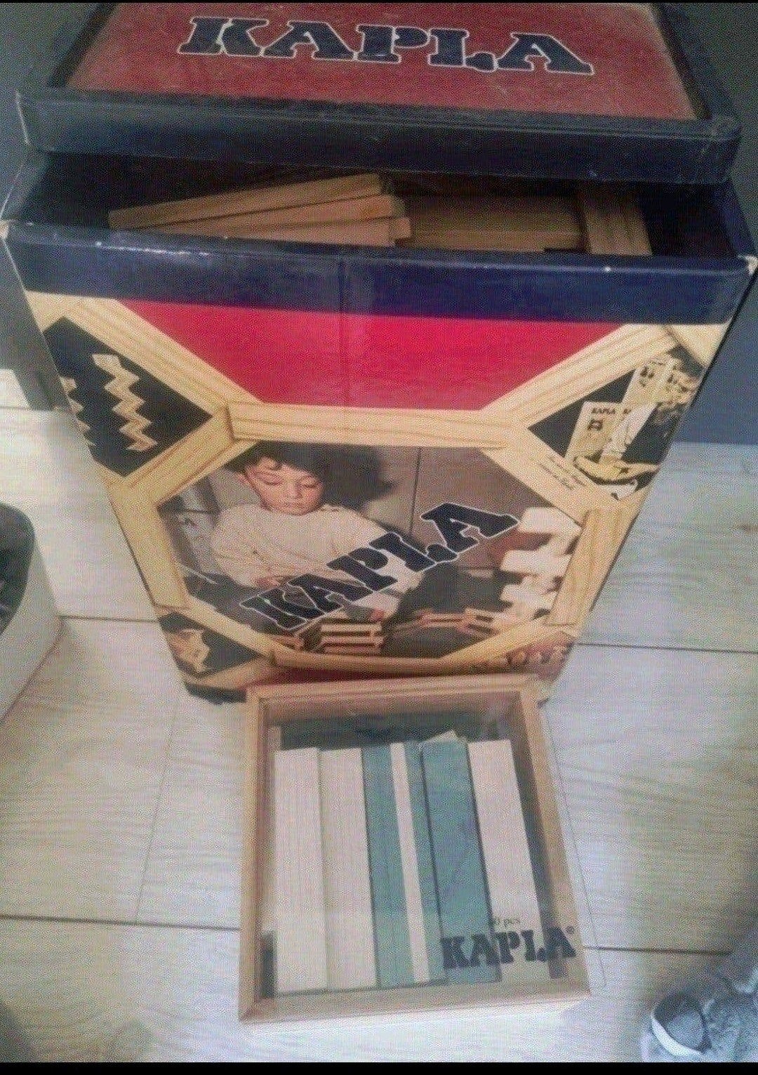 kapla blokken, Ophalen