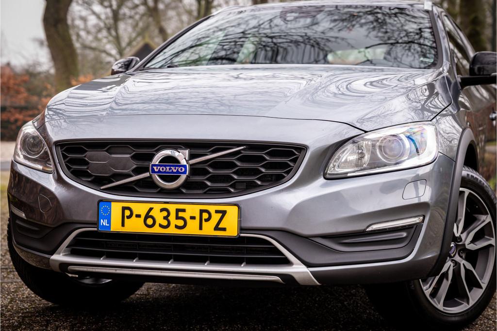 Volvo V60 Cross Country 2.0 T5 Summum BLIS Memory Sportstoel, 15 km/l, Gebruikt, 4 cilinders, 1969 cc