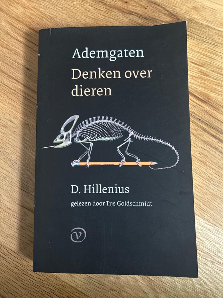 Ademgaten: Denken over dieren - D. Hillenius, Ophalen of Verzenden, Gelezen, Overige diersoorten